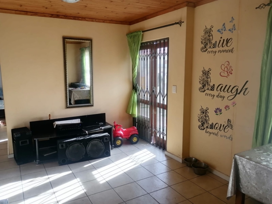 2 Bedroom Property for Sale in Woodlands Western Cape